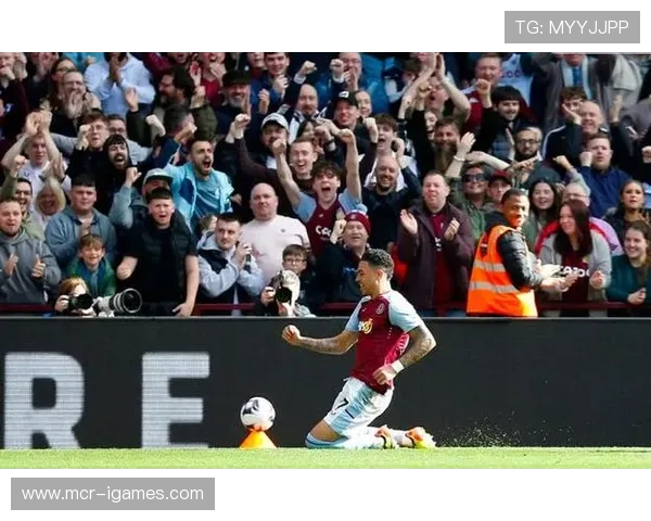 英超积分榜:阿森纳33分领跑,维拉30分次席,曼城少赛一场差2分 英超积分榜:阿森纳33分领跑,维拉30分次席,曼城少赛一场差2分